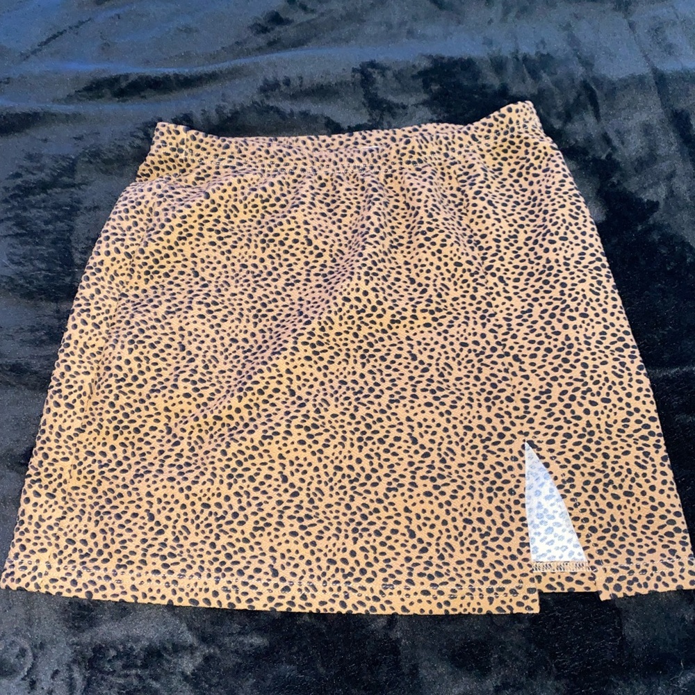Womens slitted skirt